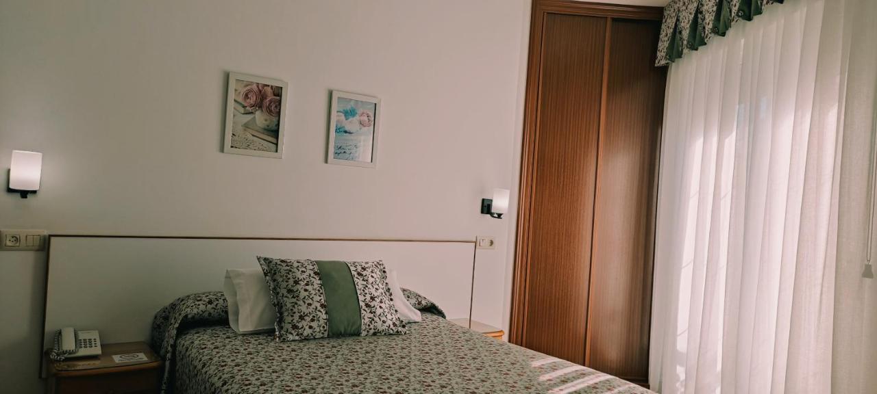 Hotel Grove Эль-Грове Экстерьер фото
