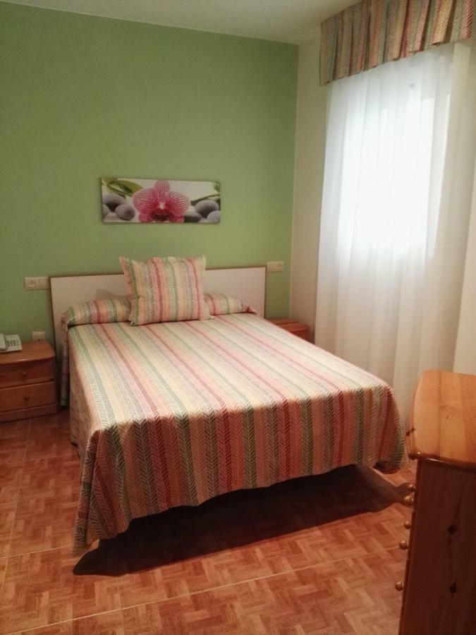 Hotel Grove Эль-Грове Экстерьер фото
